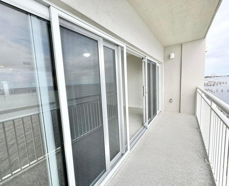 1825 Riverside Drive - Photo 17