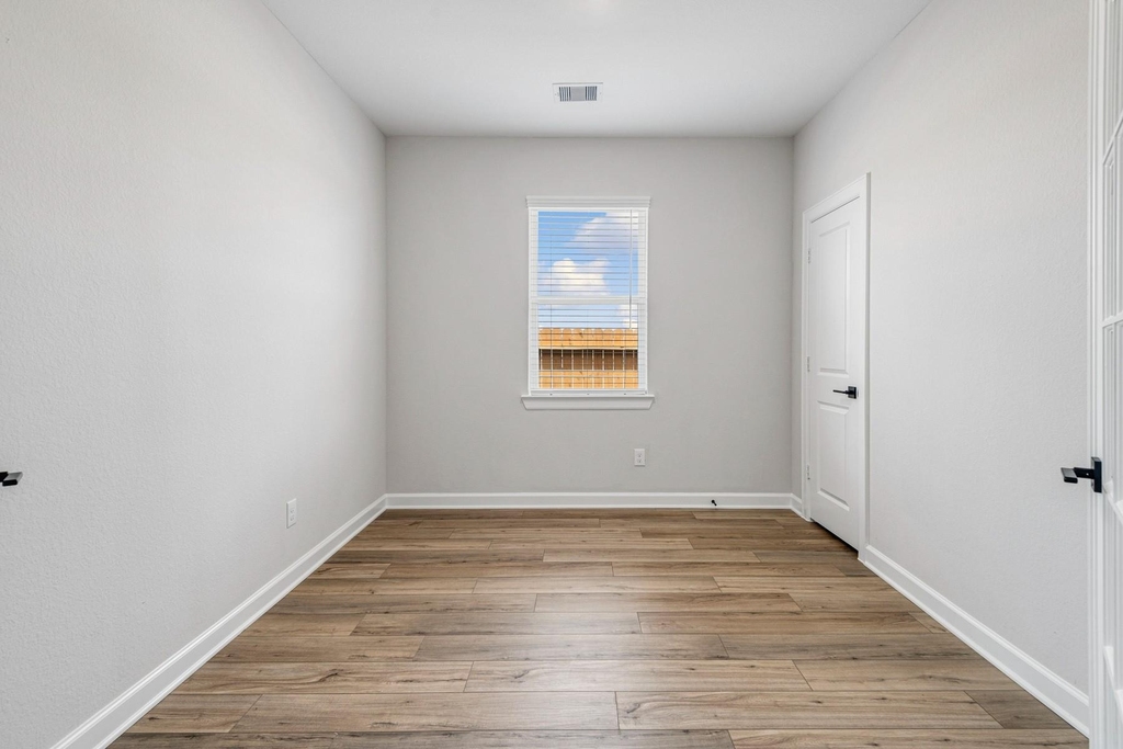 15765 Bayberry Trace Drive - Photo 5