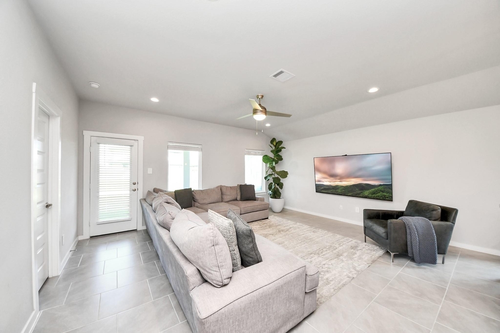 3306 Dagostino Creek Drive - Photo 25