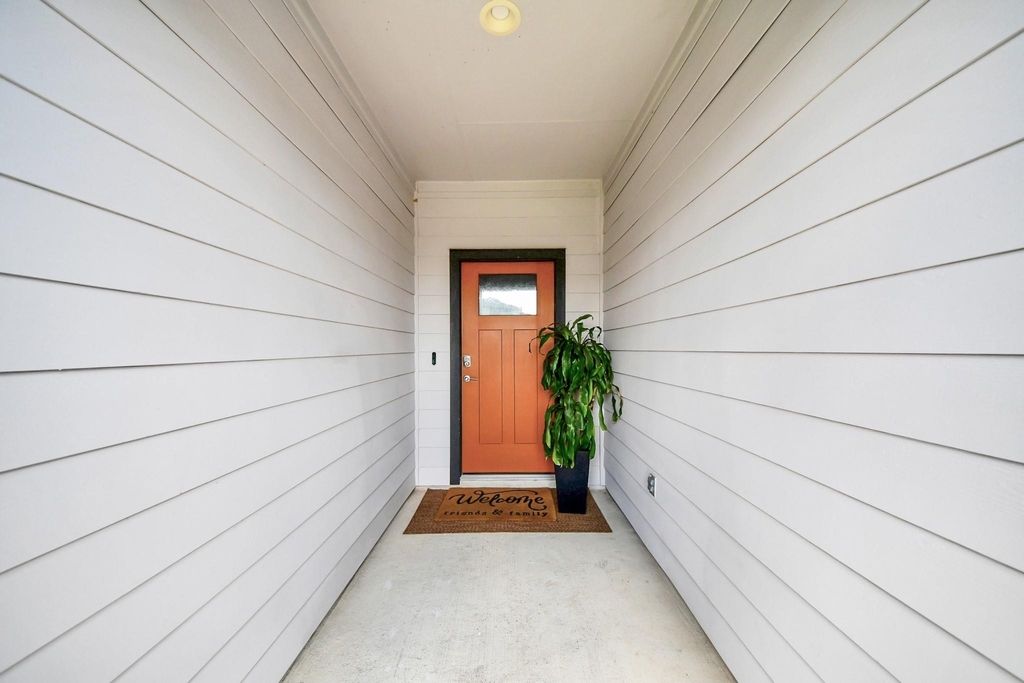 3306 Dagostino Creek Drive - Photo 3
