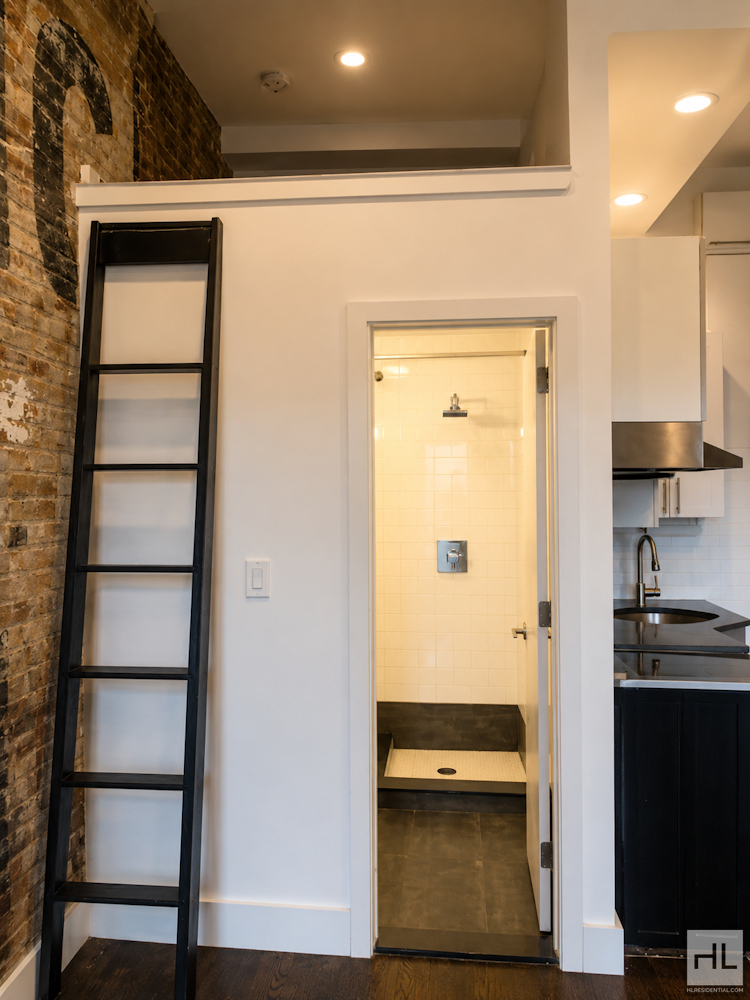 Fulton Street - Photo 2