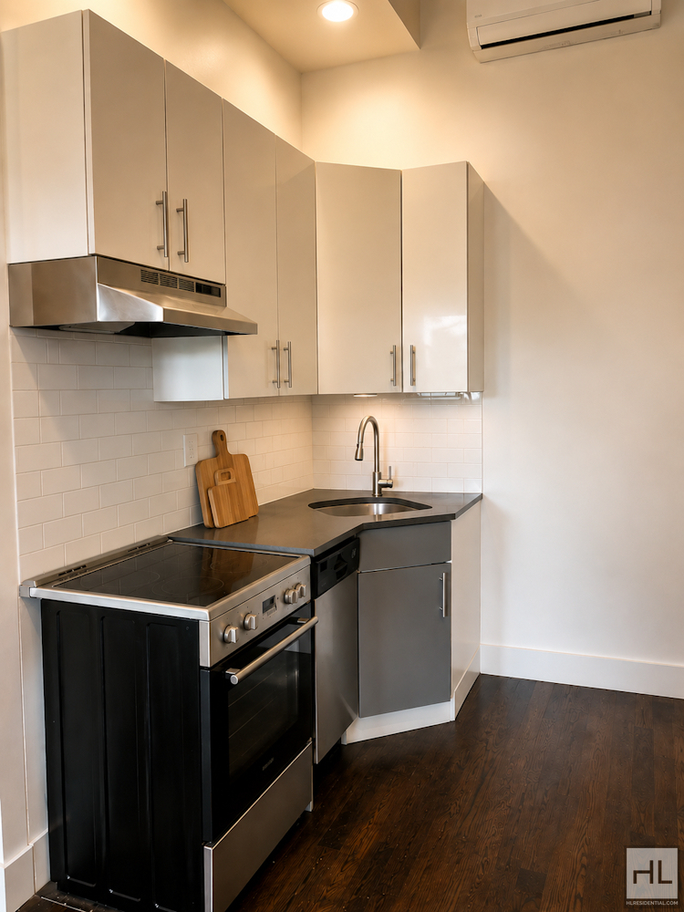 Fulton Street - Photo 1