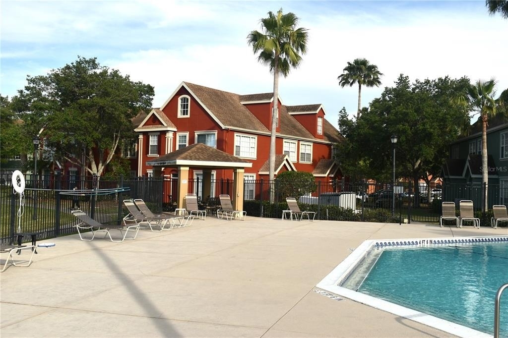 9078 Lake Chase Island Way - Photo 37