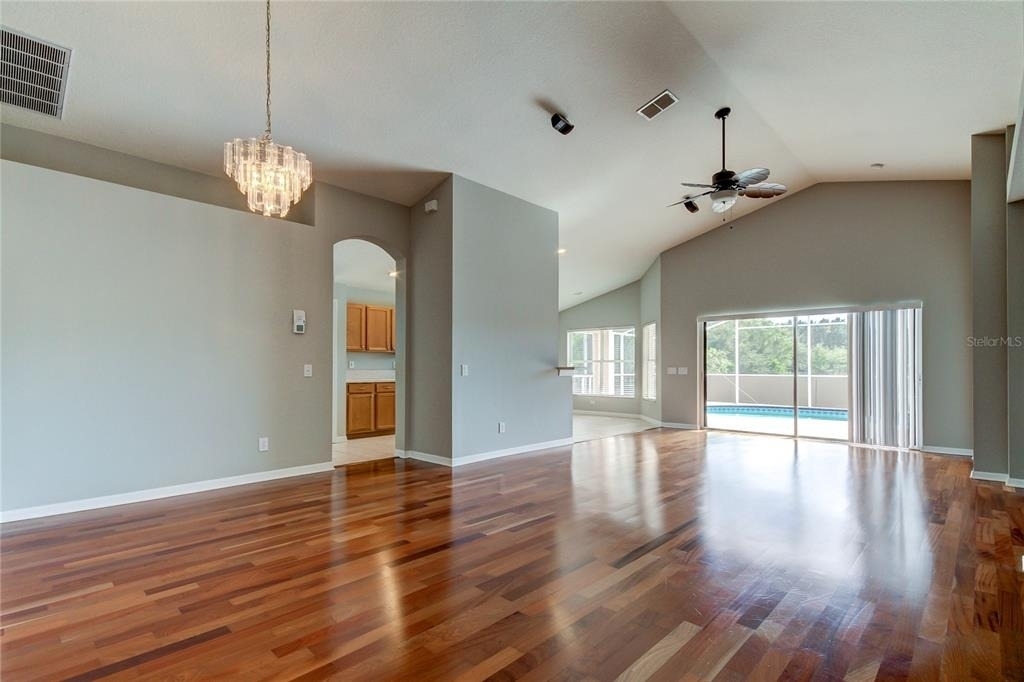 18829 Maisons Drive - Photo 15