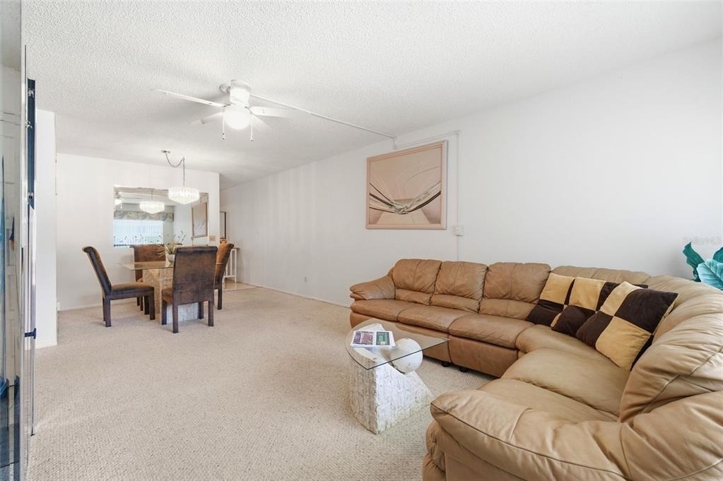 2386 Sumatran Way - Photo 2