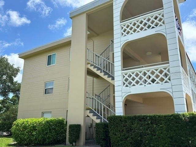 2405 Franciscan Drive - Photo 2