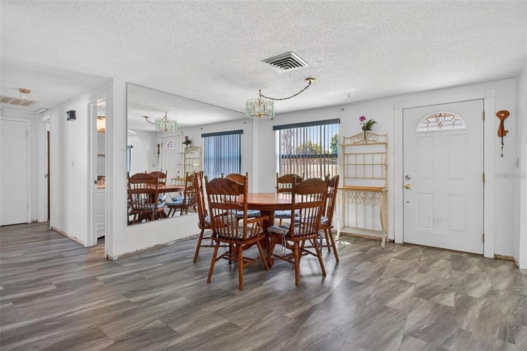 5865 92nd Avenue N - Photo 3