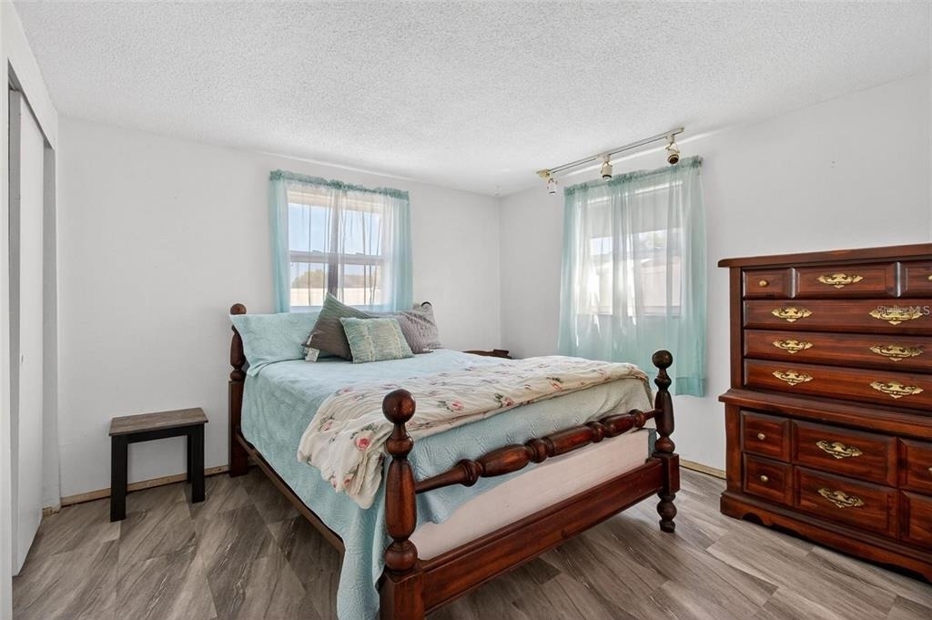 5865 92nd Avenue N - Photo 8
