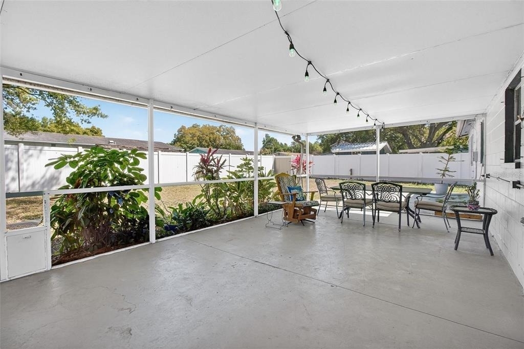 5865 92nd Avenue N - Photo 18