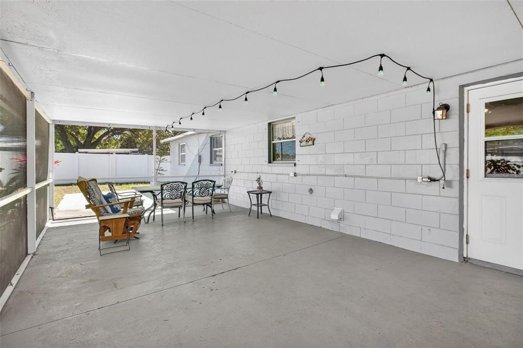 5865 92nd Avenue N - Photo 17