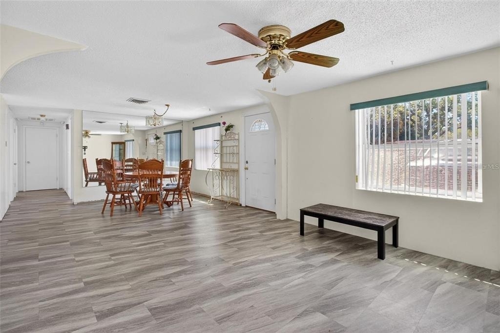 5865 92nd Avenue N - Photo 2