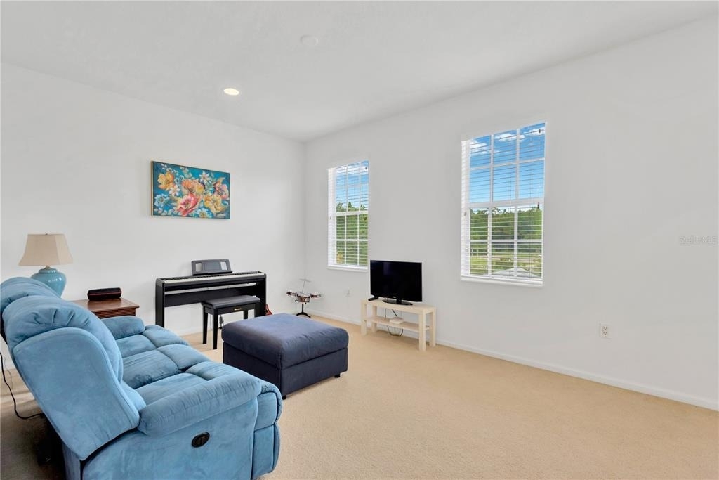 8307 Manor Club Circle - Photo 16