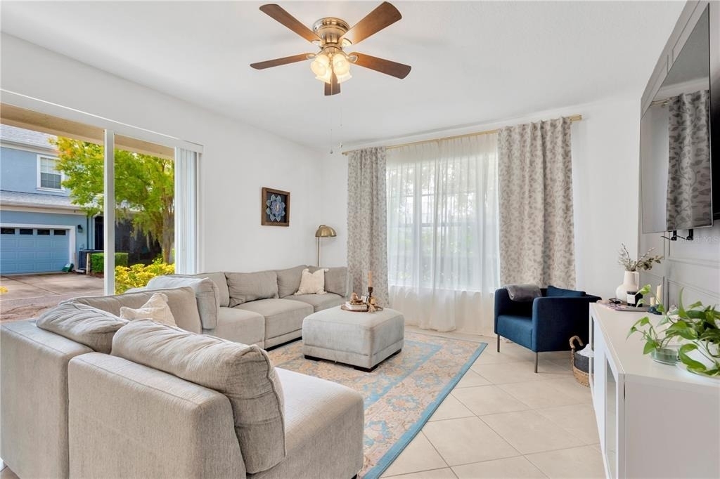 8307 Manor Club Circle - Photo 3