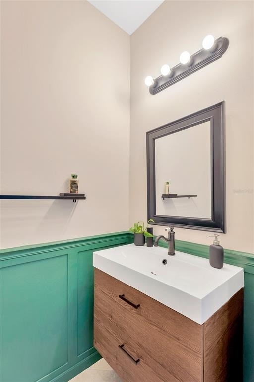 8307 Manor Club Circle - Photo 12