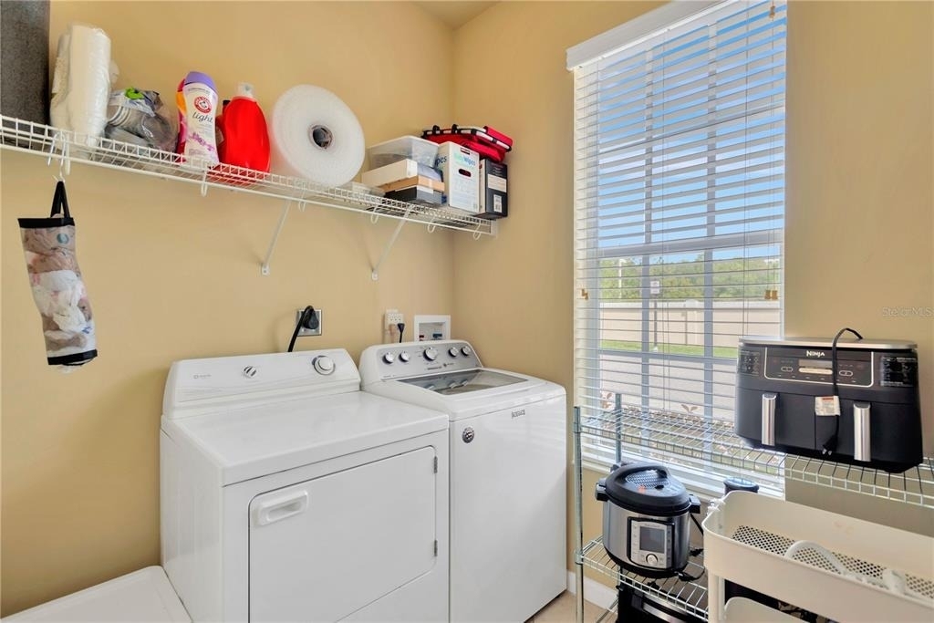 8307 Manor Club Circle - Photo 14