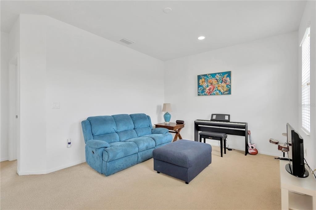 8307 Manor Club Circle - Photo 15
