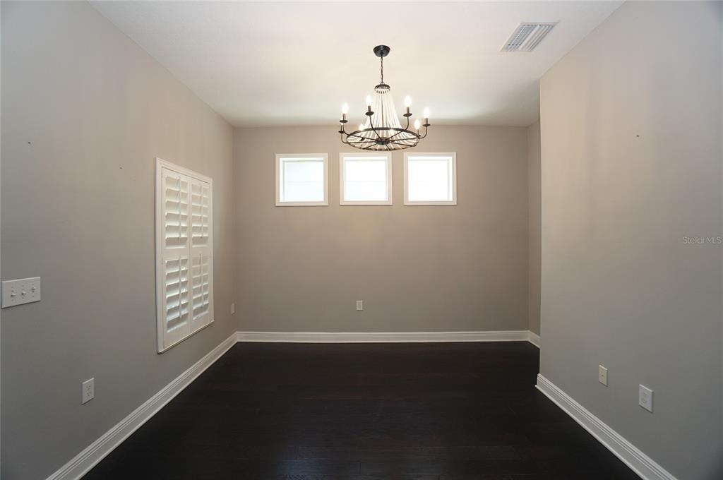 7303 S Shamrock Road - Photo 2