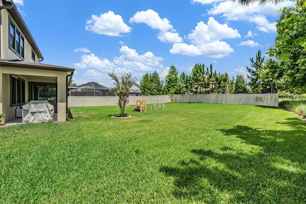 12316 Fitzroy Street - Photo 32