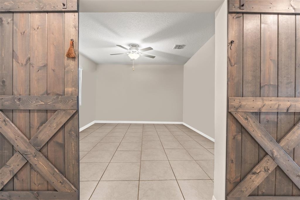 194 Argyll Drive - Photo 8