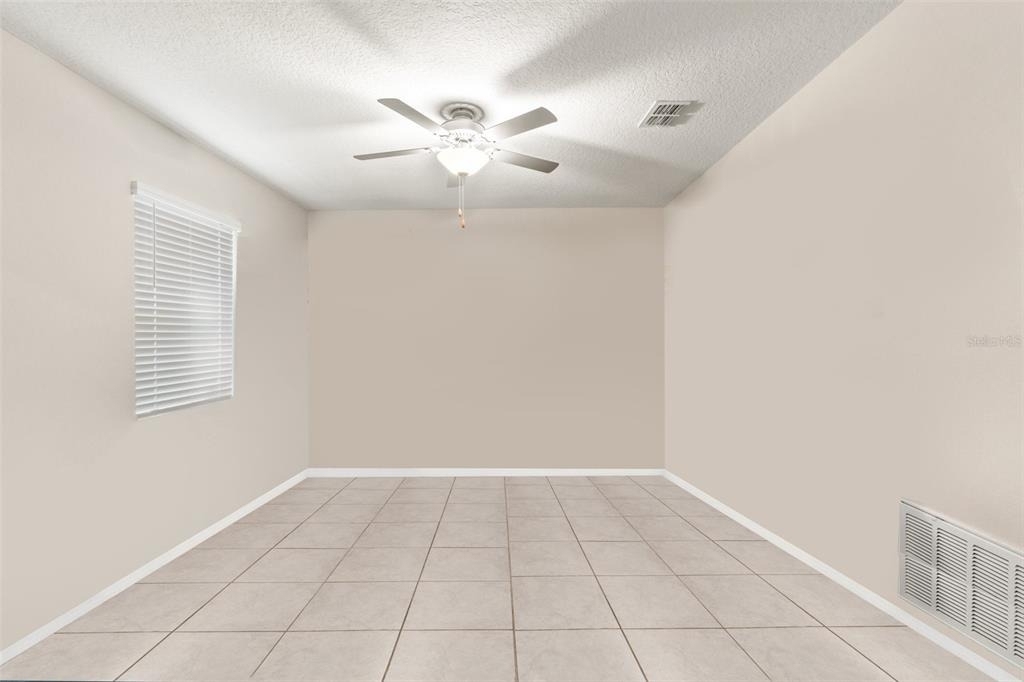 194 Argyll Drive - Photo 10