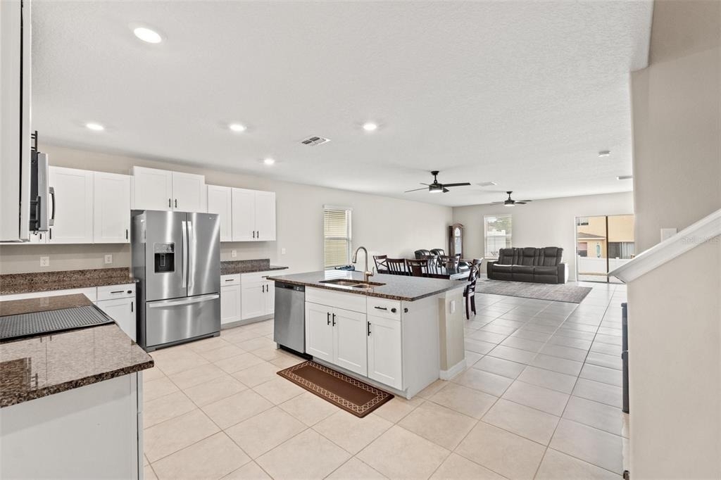 194 Argyll Drive - Photo 15