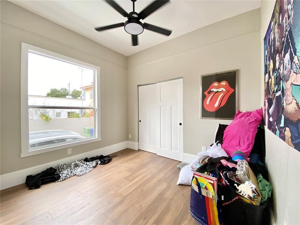 908 E 20th Avenue - Photo 4