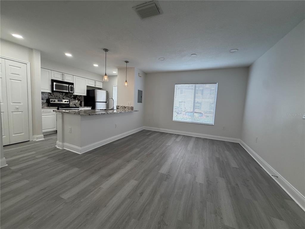 4105 Waterside Island Court - Photo 2