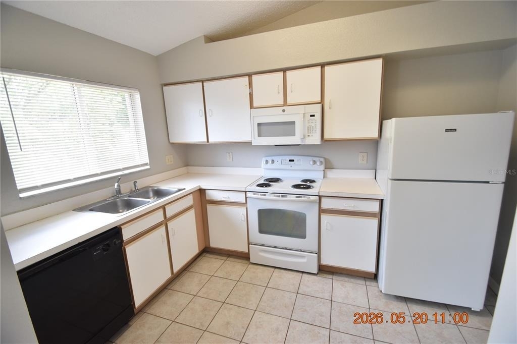 12116 Feldwood Creek Lane - Photo 11
