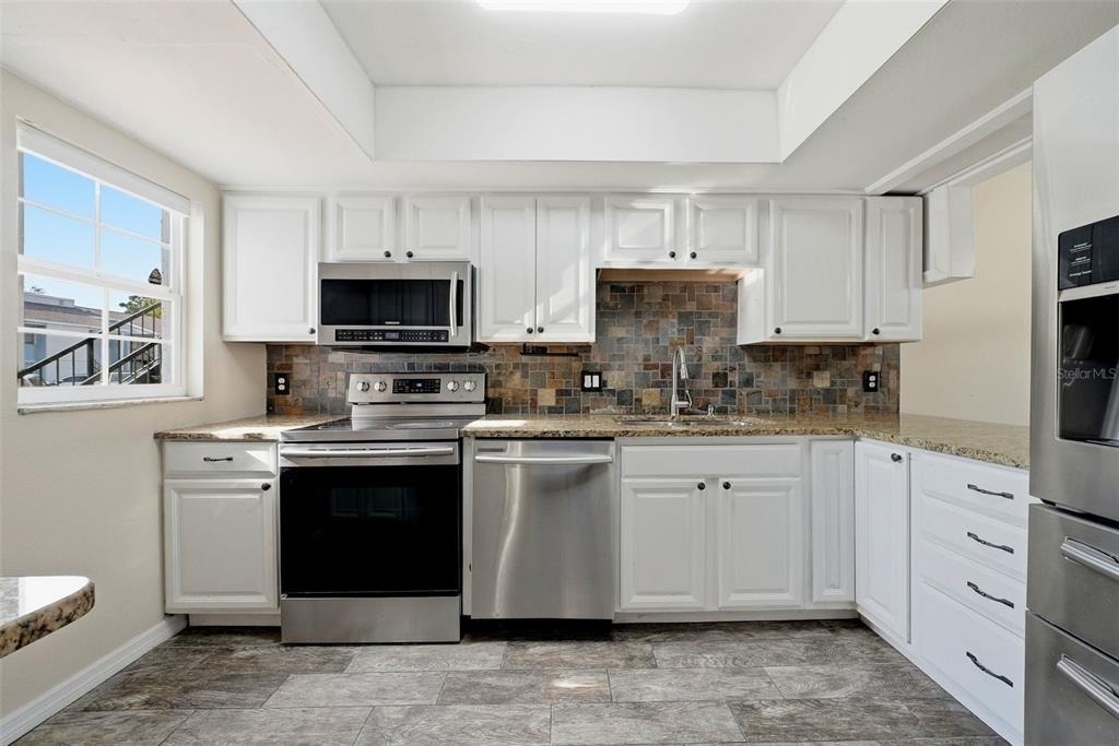 3821 N Oak Drive - Photo 7