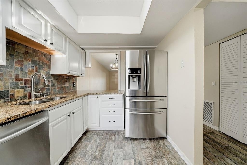 3821 N Oak Drive - Photo 8