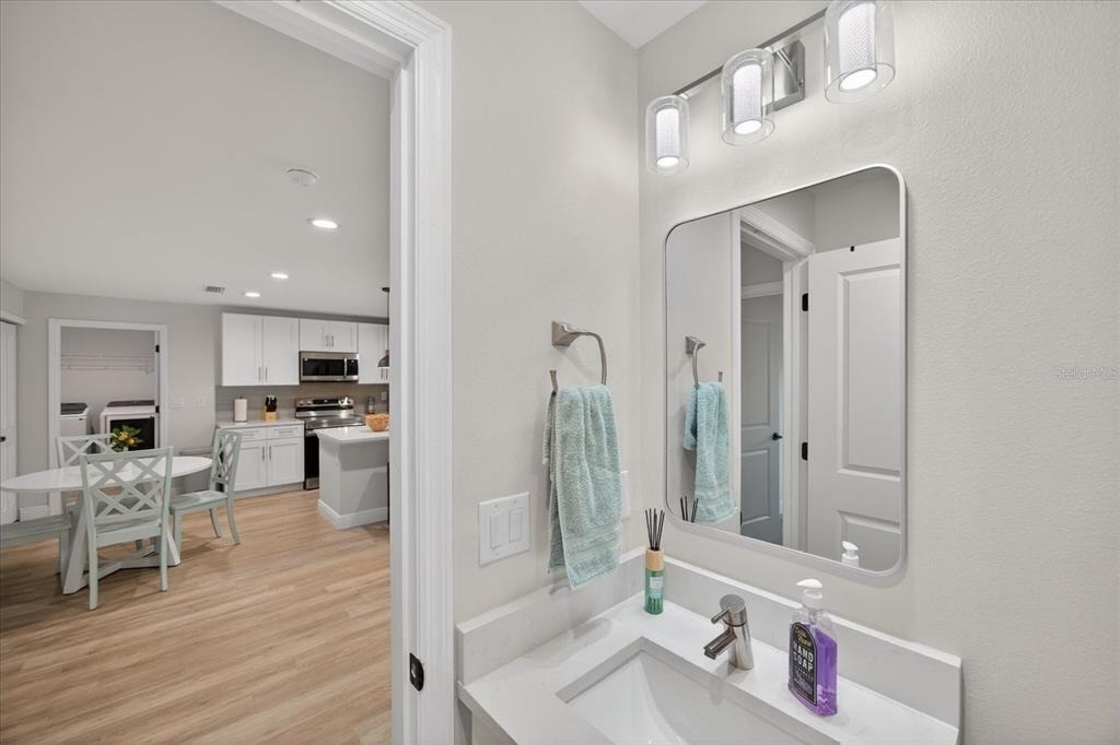 12114 Clarendon Avenue - Photo 9