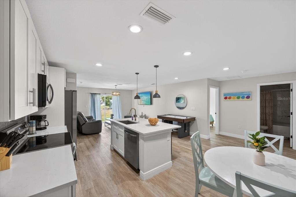 12114 Clarendon Avenue - Photo 15