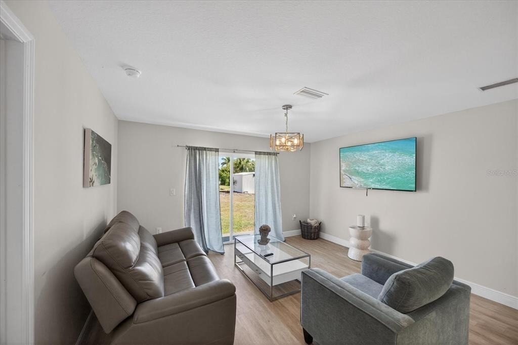 12114 Clarendon Avenue - Photo 25