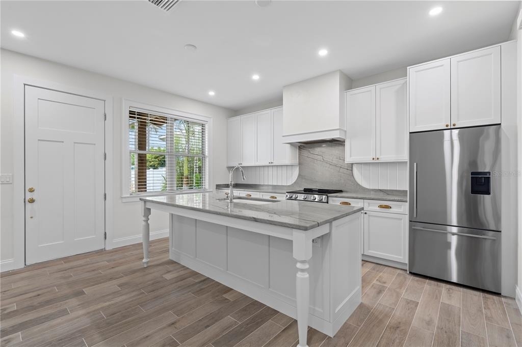 1623 31st Avenue N - Photo 11