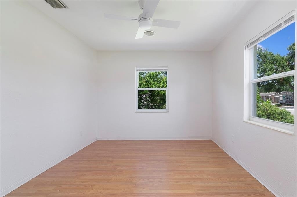 441 57th Street N - Photo 13