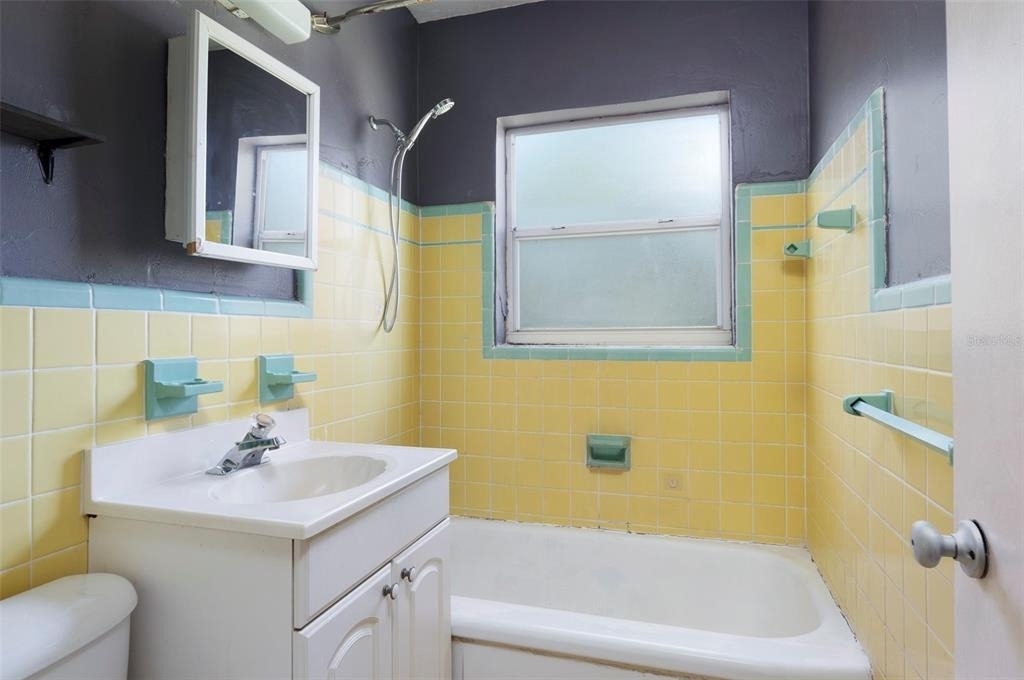 441 57th Street N - Photo 12