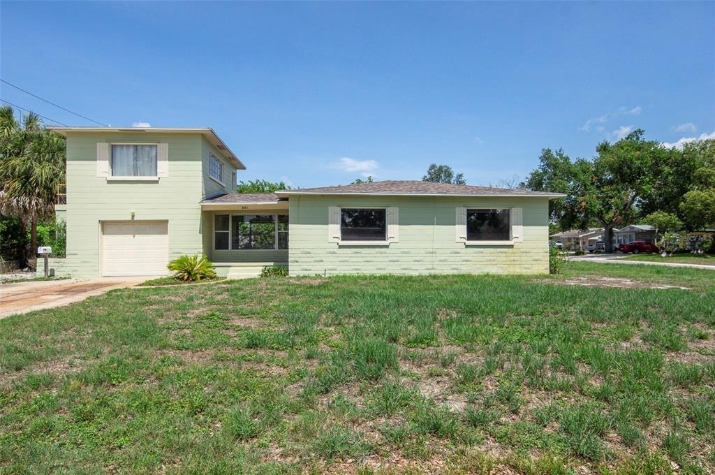 441 57th Street N - Photo 1