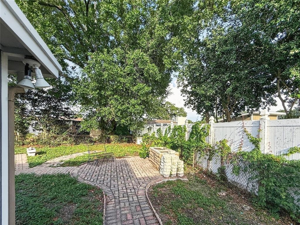 305 N Glen Avenue - Photo 43