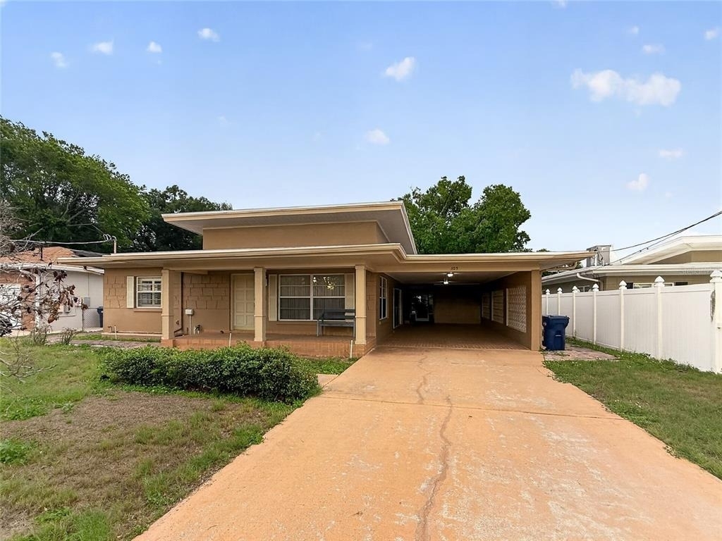 305 N Glen Avenue - Photo 0