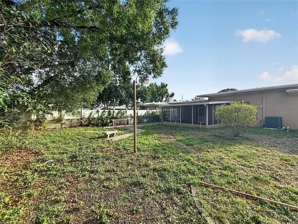305 N Glen Avenue - Photo 48