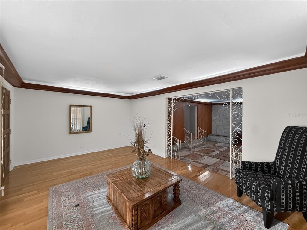 305 N Glen Avenue - Photo 3