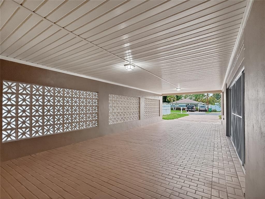 305 N Glen Avenue - Photo 32