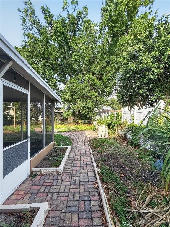 305 N Glen Avenue - Photo 44