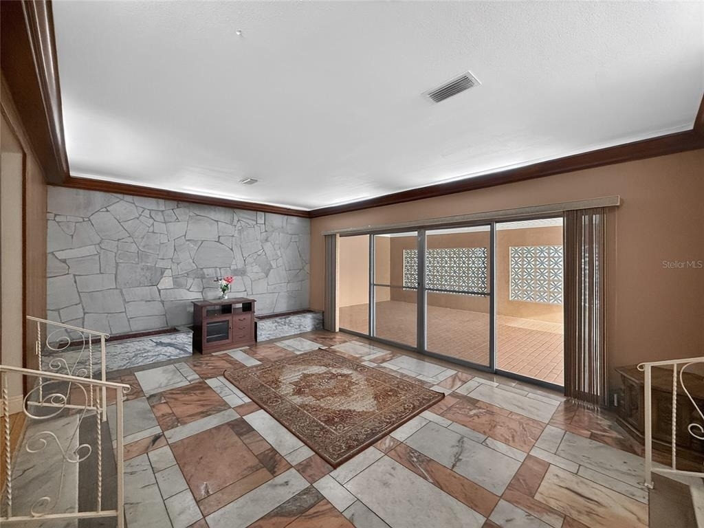 305 N Glen Avenue - Photo 5