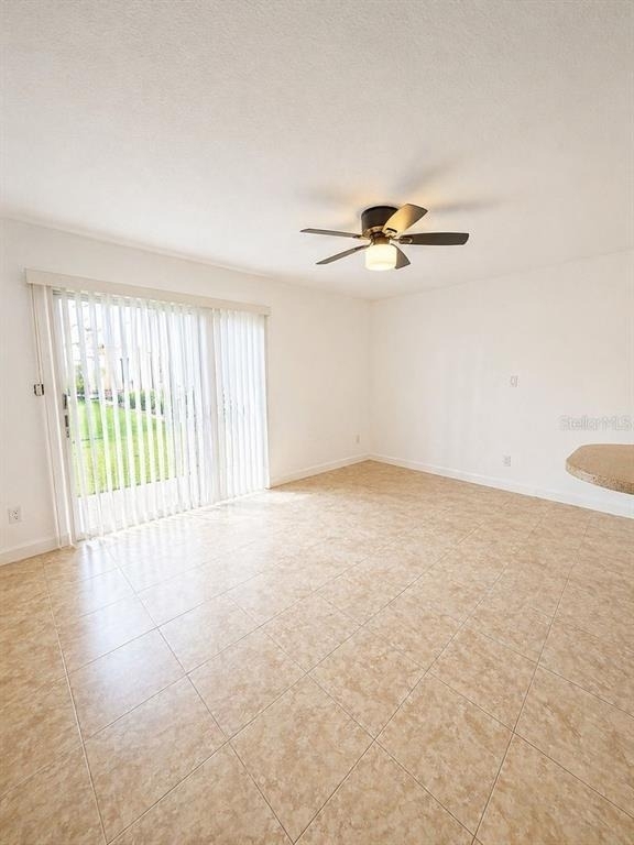 5820 N Church Avenue - Photo 5