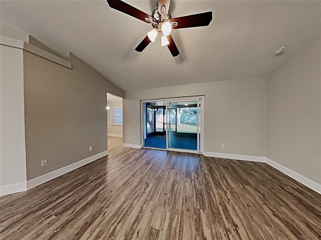 10628 Crescendo Loop - Photo 6