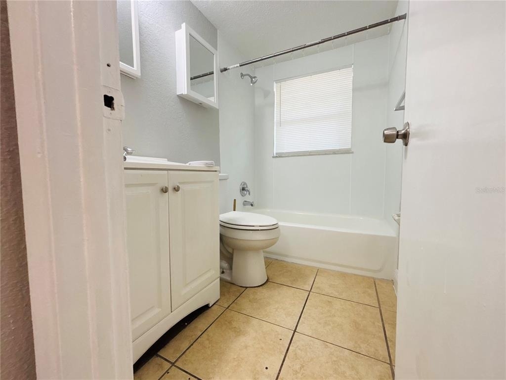 11733 N 12th Street - Photo 9