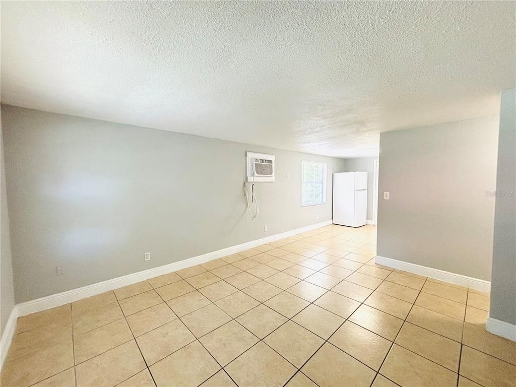 11733 N 12th Street - Photo 3