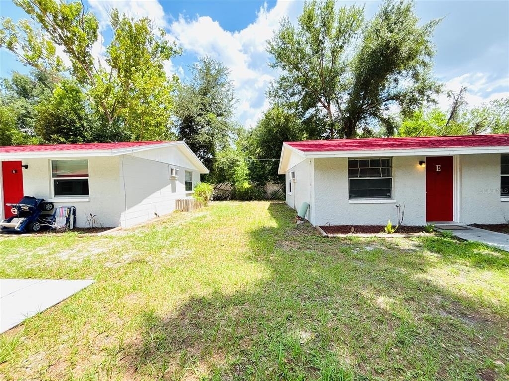 11733 N 12th Street - Photo 2