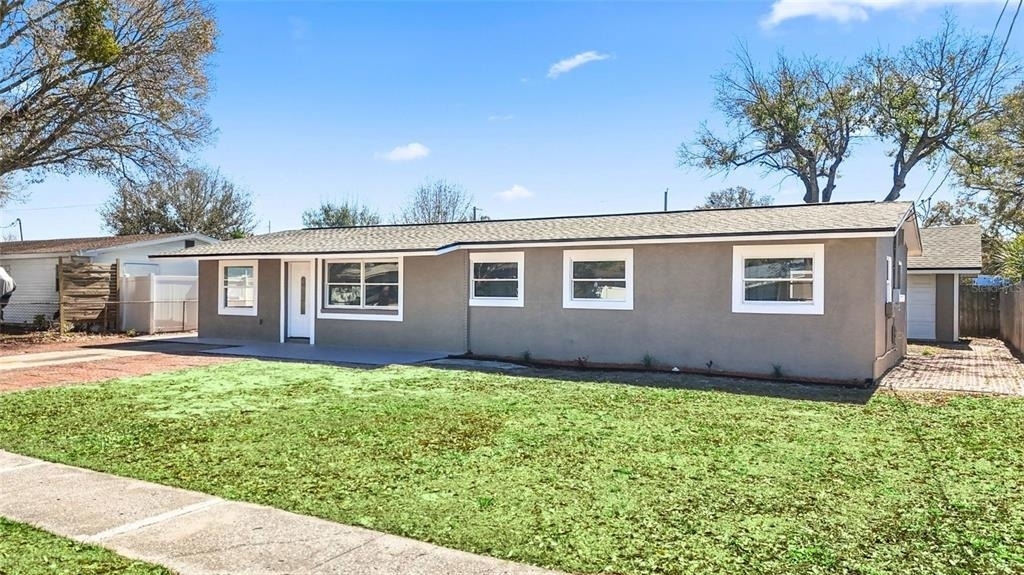 4418 W Fairview Heights - Photo 1